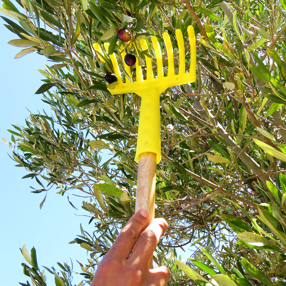 Compact Garden Rake - tiedgarden.com